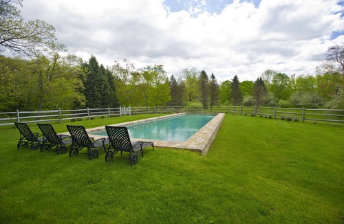Washington House | Sunny Ridge - Best Town & Estate 2 Hrs NYC, Heated Pool, Restaurants, PoshPadsCT