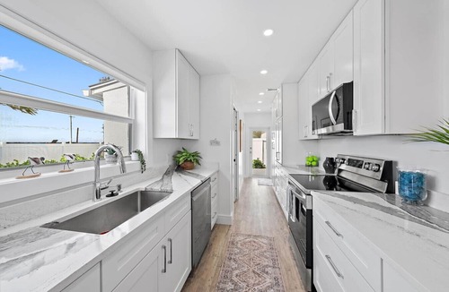 Juno Beach House | Sunset Ridge Cottage - Heated Pool, Bikes, Sunsets