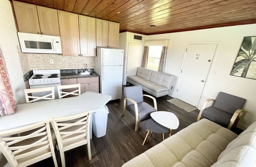 Cocoa Beach Hotel | Surf Studio Beach Resort