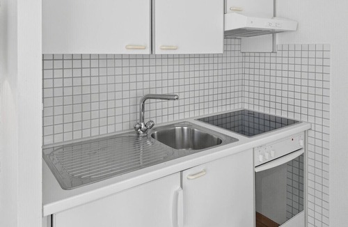 Hochschulen Apartment | Terrific studio in the city centre (Art 2)
