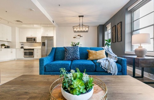 Central Business District Hotel | The Big Easy's Finest: 4-Bedroom Luxury Condo in New Orleans