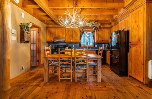 St-Adolphe-d'Howard Cabin | The Rustic - Nature retreat with Private SPA