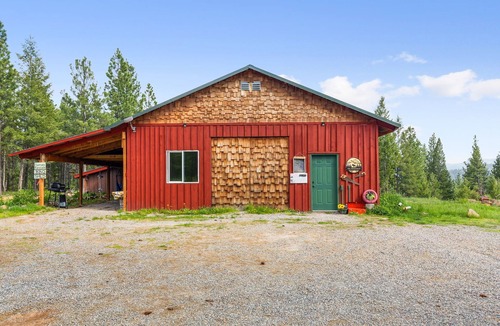 Missoula Cabin | The Shed - a Cozy Glamping Cabin Near Missoula, MT