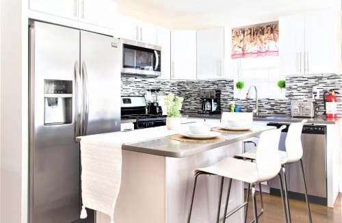 Queens Apartment | Tonel Paradise