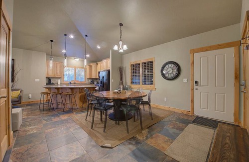 Bear Hollow Village Condo | Top Floor - Bear Hollow Condo - 3 BD/2 BA