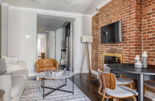 Ukrainian Village Apartment | Trendy East Village 2BR w/W/D, nr restaurants, by Blueground