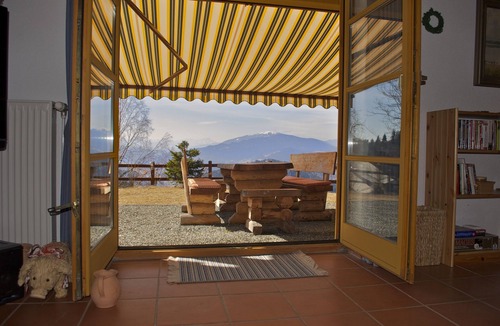 Sankt Urban Ski Chalet | Ultimate Tranquillity at 1,100m - the Austrian Alm
