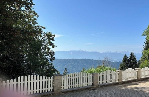 Deutschberg Villa | Unique villa at 950m with stunning views of Lake Ossiach & Karawanken.