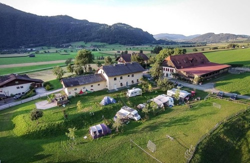 Ossiach House | Vacation apartment Ossiacher Tauern - Prefelnig Hof