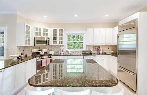Wainscott Woods House | Wainscott Southampton Estate Timeless luxury with a private pool,.