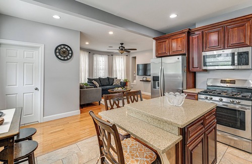 South Side Apartment | Walk to the NYC Train! Mt Vernon Escape w/Patio