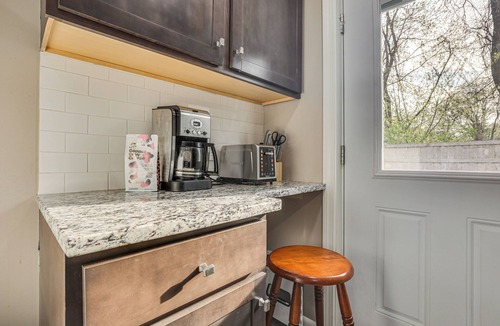 Ridgefield Cottage | Walk to Theaters & Dining! Ridgefield Gem w/Yard