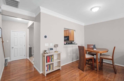 Huntersville House | Walking Distance to night life in Huntersville