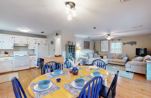 Colington Harbour House | Waterfront 3BR with pool, hot tub, tennis, & patio