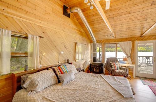 Berkshire Apartment | Waterfront Berkshires Studio w/Dock on Goose Pond