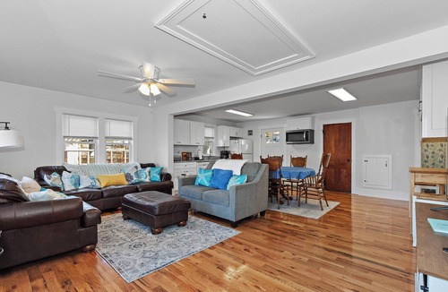 Waterford House | Waterfront Escape- 3BR Coastal Cottage w/Boat Launch & Near Niantic Main Street