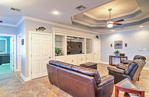 Slidell House | Waterfront Slidell Home w/Boat Dock & Canal View!