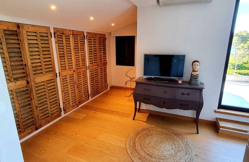 Les Issambres Villa | Wonderful Villa, Walking Distance To Beach, Heated Swimming Pool, Wifi, Aircon