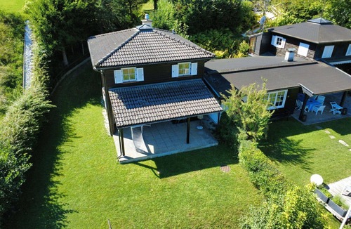 Landskron House | Wonderful private villa for 5 guests with TV and terrace