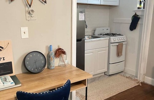 Dwight Apartment | Yale Glam Studio Located Downtown