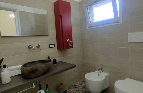 Novoli House | "Yarns and Embroidery" suite with living room, private bathroom, garden and hydro bath