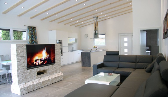 128m2 bungalow with upscale furnishings