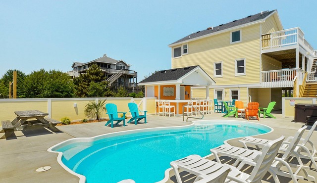 1513 - Star of the Sea - Spacious Corolla Escape | Pool & Walk to Beach