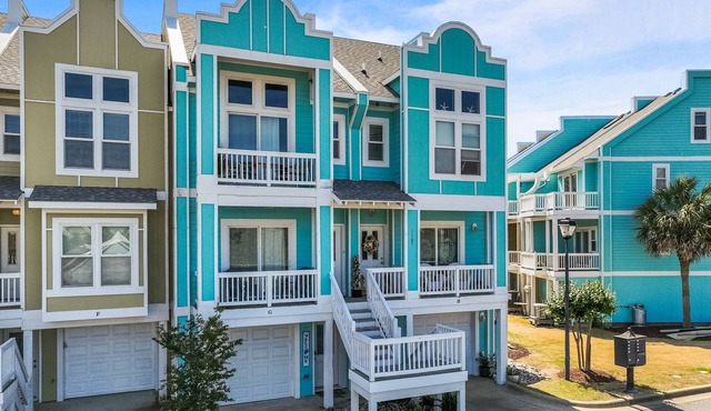 2 BR Condo with shared pool and central air