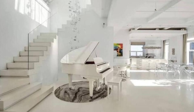 3 Bedroom 3 level penthouse