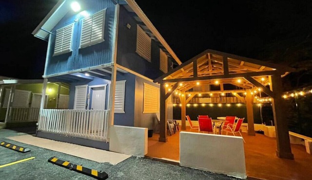 5 Beachfront Cabanas FOR 30 GUESTS -Sunset Village
