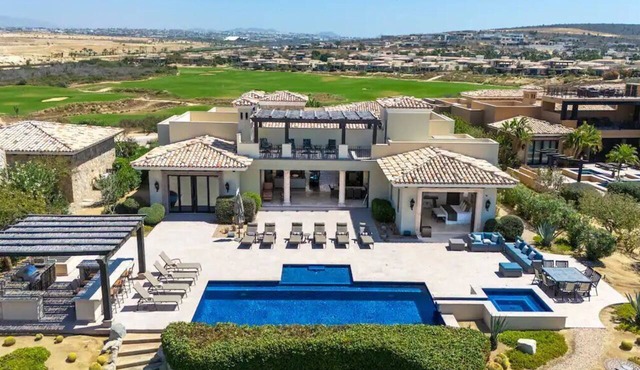 5 BR Grand Villa at Diamante