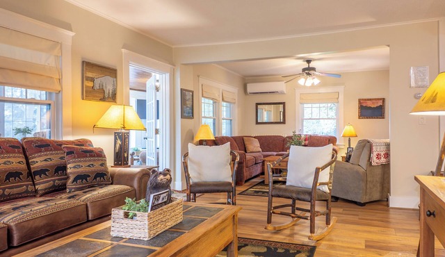 5BR Lake Placid Village Home Walk to Main St, Beach & Olympic Sites Sleeps 12