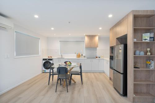 Albany Central Apartment