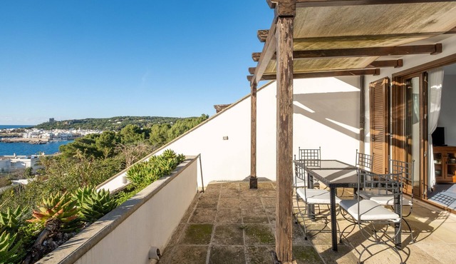 Apartment 'Cala D'Aspide - Apt 2' with Sea View, Wi-Fi and Air Conditioning