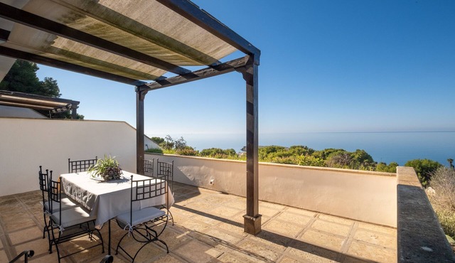 Apartment 'Cala D'Aspide - Apt 6' with Sea View, Wi-Fi and Air Conditioning