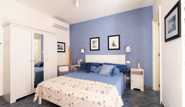 Apartment 'Residence Le Cenate Sail' with Private Terrace, Wi-Fi and Air Conditioning