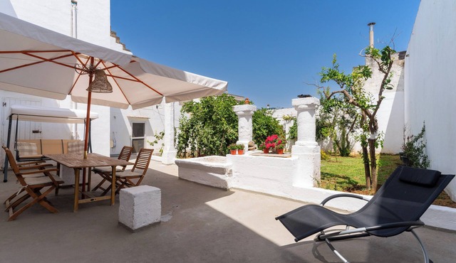 Apartment 'Residenza Celeste 3km da Gallipoli' with Private Terrace, Wi-Fi and Air Conditioning