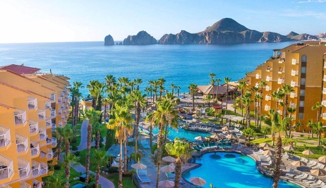 Beachfront 3BR Suite at Villa Del Palmar Cabo – Pools, Spa & Medano Beach