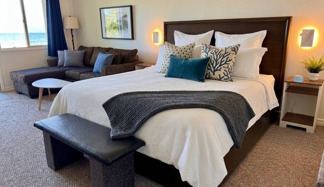 Beachfront King Bed Studio Suite