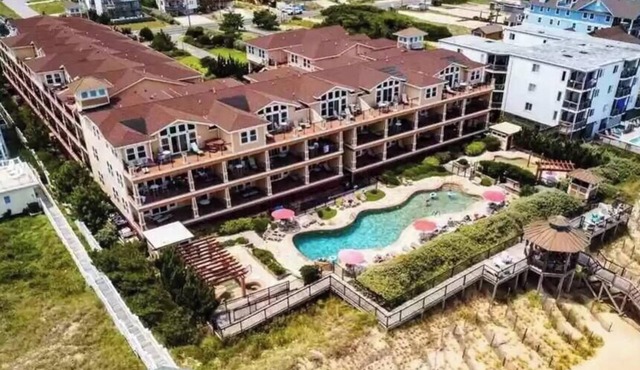Beachside Breeze - Pools, hot tub, & private beach access
