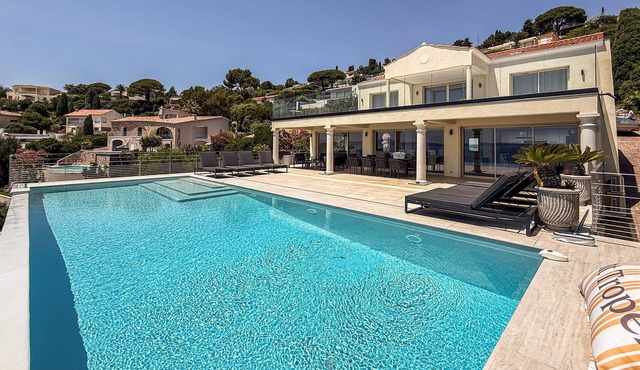 Beautiful home in Les Issambres