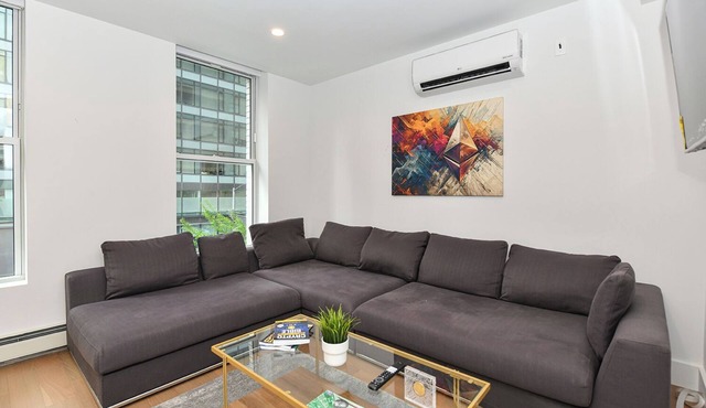 Bitcoin Loft : 3 Bedroom 2.5 Bathroom
