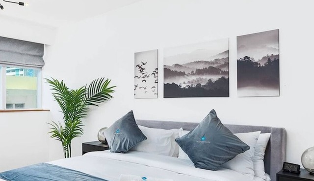 Bloomfields Stylish 1BR in Al Raha Beach
