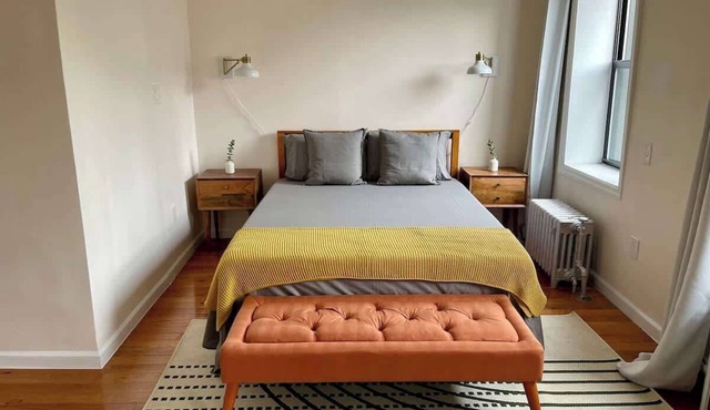 Brooklyn bright studio apartment!