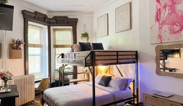 Brooklyn Eco-Luxury Tech Loft - Sleeps 4 + 20Min to Manhattan-1st FL-AC-FASTWIFI