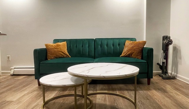 Charming 1BR Oasis with Private Backyard - Near Parks, Golf & NYC Access!