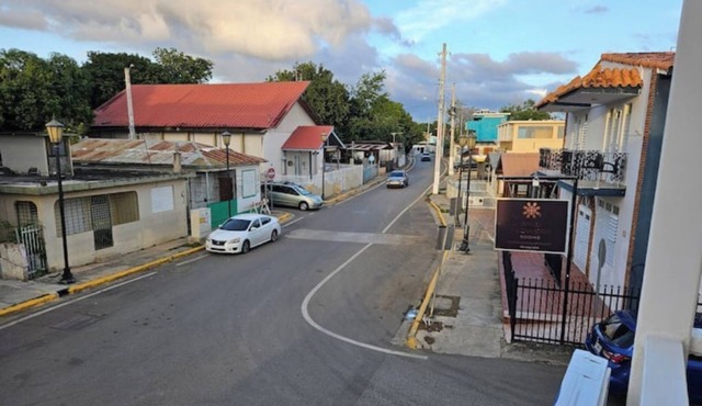 Charming 2-bedroom apartment in brilliant Cabo Rojo with AC