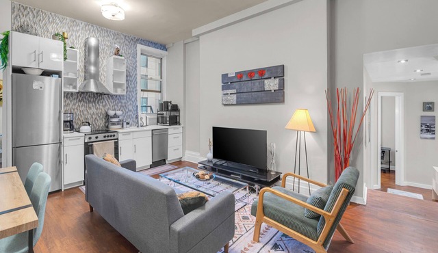Charming 3-bedroom apartment in brilliant New York with WiFi, AC