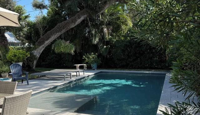 Charming 3-bedroom Cottage East of A1A in Vero Beach