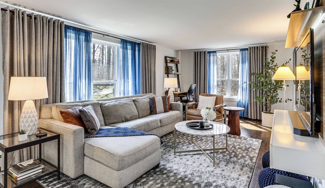 Charming Connecticut Hideaway: Year-Round Fun!